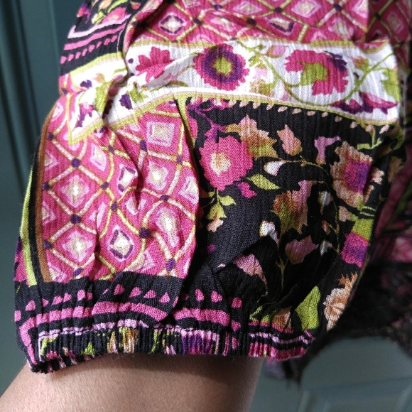 Multi colored top - Picture 6 of 8